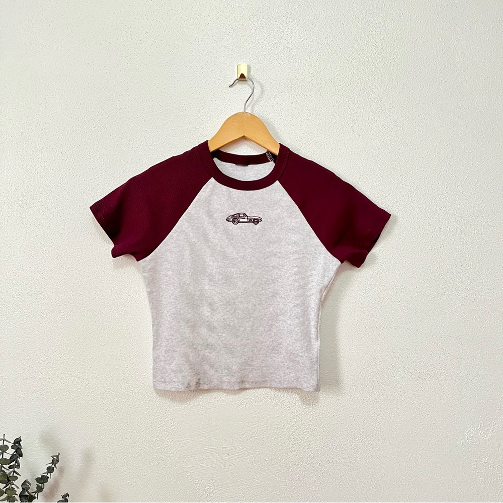 Short Sleeve cropped T Shirt Wild Fable Burgundy car embroidered medium